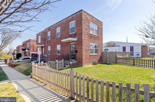 401 Madison St, Washington, DC 20011-2140