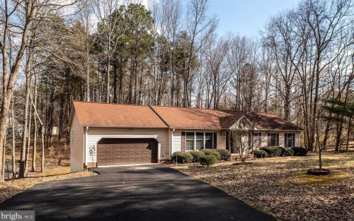 7431 Harrison Dr, Owens, VA 22485-2048