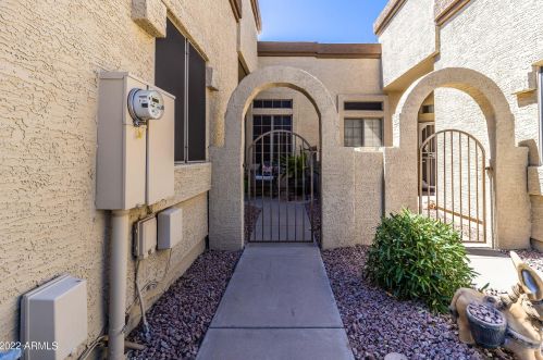 6730 Hermosa Vista Dr, Mesa, AZ 85215-2219
