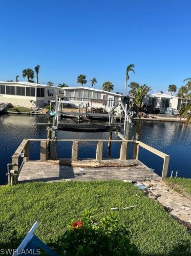 17700 Peppard Dr, Fort Myers Beach, FL 33931-7145