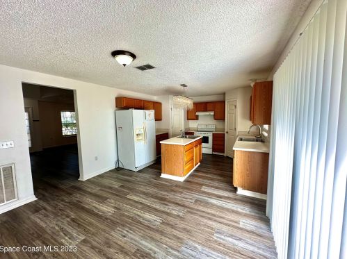 659 Macon Dr, Titusville FL  32780-4942 exterior