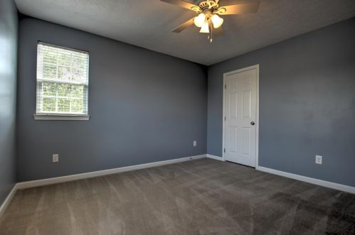 318 Patriot Ct, Liberty Township OH  45036 exterior