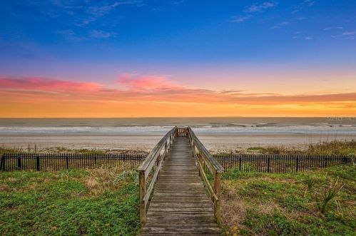 535 Ocean Shore Blvd, Ormond Beach FL  32176-5401 exterior