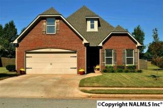 32 Maple Grove Blvd, Huntsville, AL 35824-4005