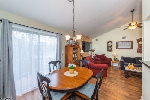 24 Duck Hawk Ct, Hackettstown NJ 07840-3308 exterior