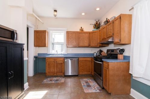 519 Grand Ave, Hackettstown NJ  07840-1119 exterior