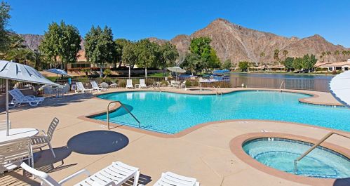 48221 Calle Florista, La Quinta CA  92253-2251 exterior