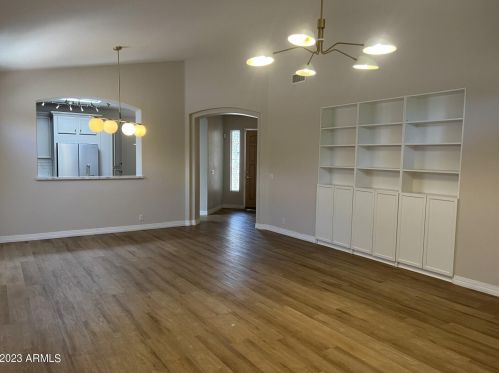 6238 Irma Ln, Glendale, AZ 85308-6757