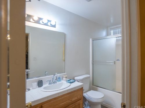 10717 Anacostia Way, Bakersfield CA 93311-3203 exterior