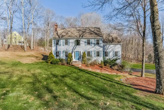 37 Murphy Ln, Southbury, CT 06488-2760