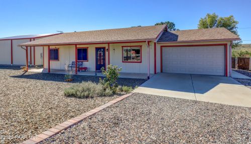 20239 Cedar Canyon Dr, Bensch Ranch, AZ 86333-2367