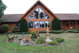 813 Stonebridge Dr, Blue Hill, PA 17870-7514
