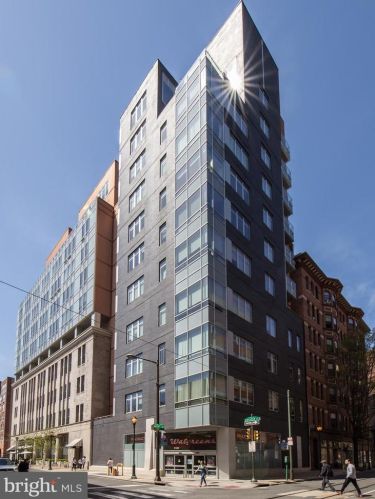 1101 Locust St, Philadelphia PA  19107-5519 exterior