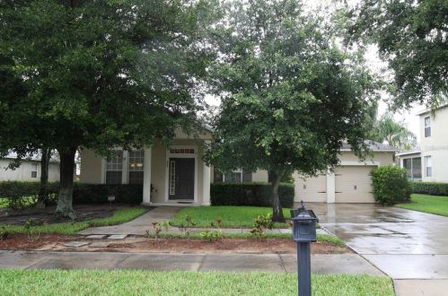 623 Mary Paula Dr, Apopka, FL 32712-7035