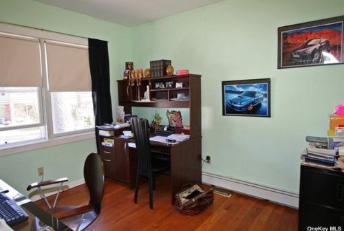 77 Waterside Ave, Northport NY  11768-3517 exterior