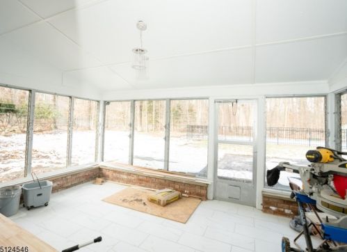 60 Dartford Rd, Greystone Park NJ  07950-3014 exterior