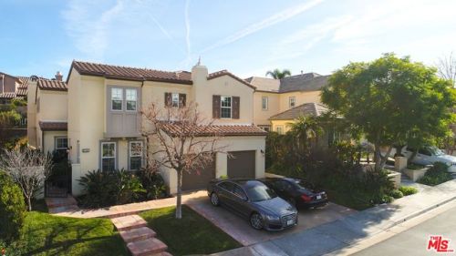 27164 Cedar Ridge Pl, Santa Clarita CA  91381-0603 exterior