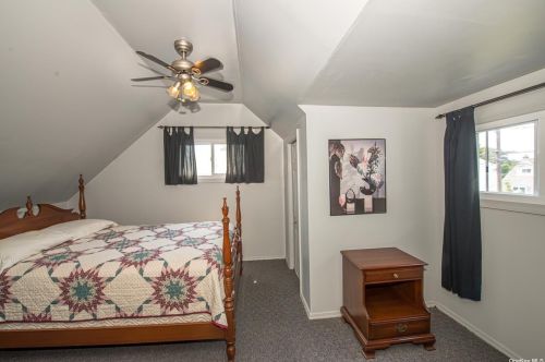 1021 Fulton Ave, North Lindenhurst NY  11757-2122 exterior