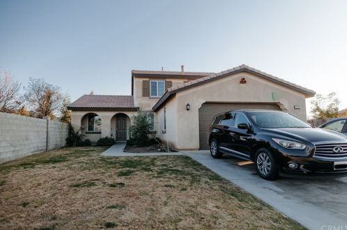 4503 Anne Marie St, Bakersfield, CA 93313-2146