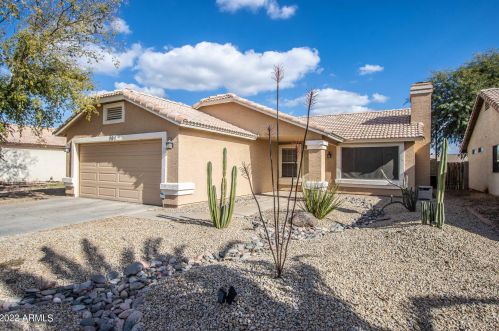 701 Fresno St, Chandler, AZ 85225-3724