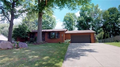 12909 Mark Path, Doylestown, OH 44230-9325