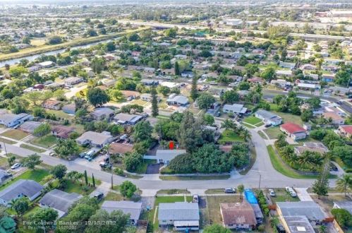 1485 1st Ct, Boynton Beach FL  33435-2609 exterior