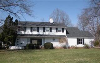 22701 Halburton Rd, Cleveland, OH 44122-3941