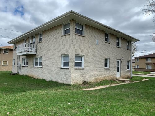 9216 Birch Ave, Milwaukee, WI 53225-3473