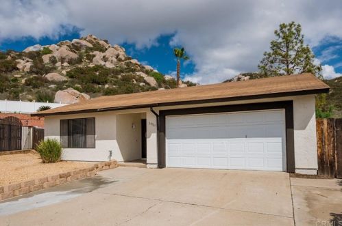 10367 Lozita Way, Lakeside, CA 92040-2233