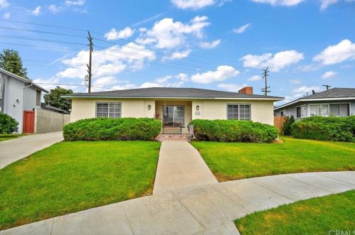 3965 Marshall Way, Long Beach, CA 90807-3713