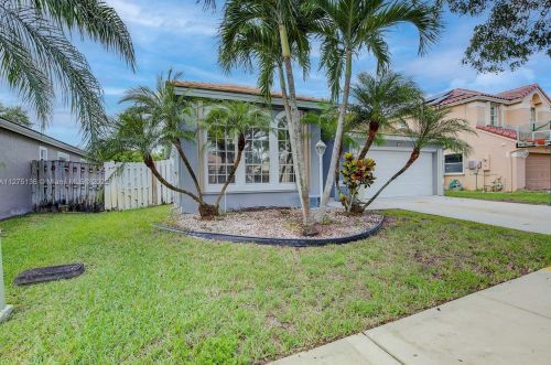 1260 144th Ave, Hollywood FL  33028-2921 exterior
