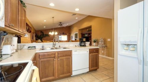 18269 Minorea Ln, Lehigh Acres FL 33936-6048 exterior