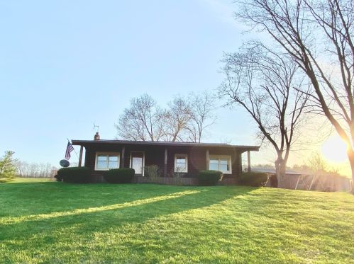 5380 State Route 204, Mount Perry, OH 43760-0305