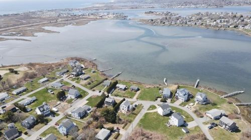 31 Sunset Shore Dr, South Kingstown RI  02882-5426 exterior