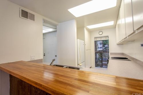 7217 Marina Pacifica Dr, Long Beach CA 90803-3809 exterior