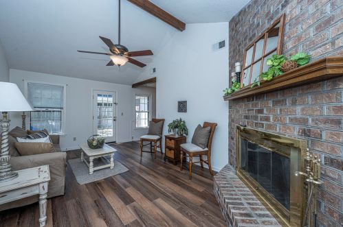 713 Williamson Dr, Mount Pleasant, SC 29464-3541