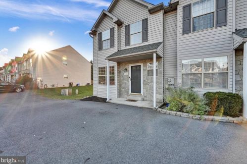 456 Hoch Rd, Blandon, PA 19510-9641