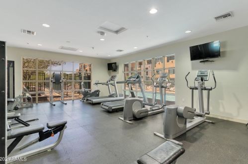 16 Encanto Blvd, Phoenix AZ  85003-1101 exterior