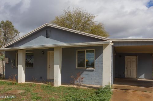 102 Jahns Pl, Casa Grande, AZ 85122-1404
