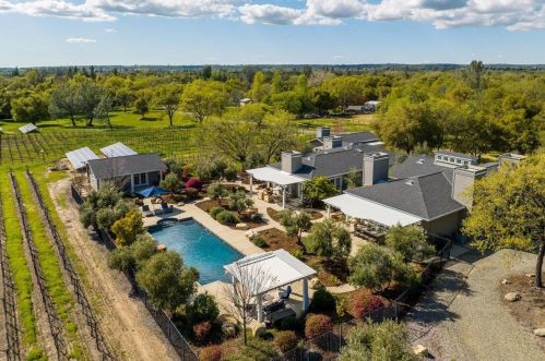 4199 Laird Rd, Loomis CA  95650-8906 exterior