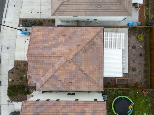 580 Gabriele Ct, Hollister CA  95023-3478 exterior