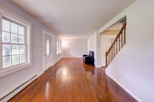 75 Sackett Lake Rd, Monticello NY  12701-4514 exterior