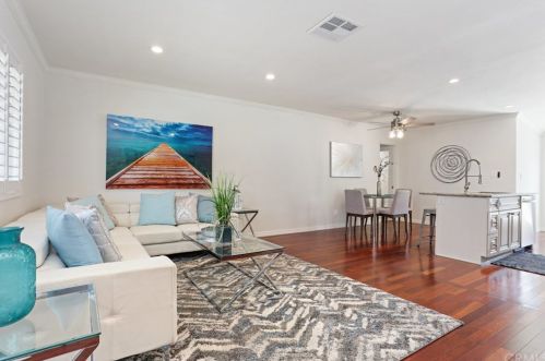 1627 Catalina Blvd, San Diego CA  92107-3720 exterior