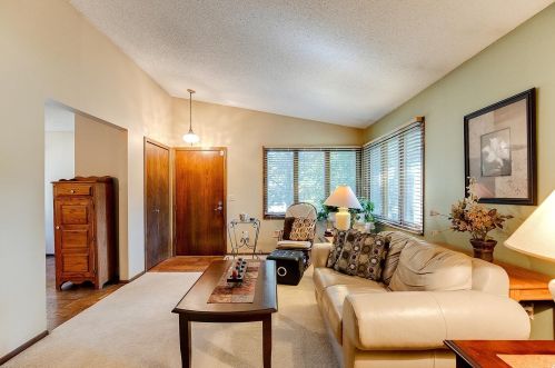 1716 Harrison Ct, Waterford MN  55057-3004 exterior