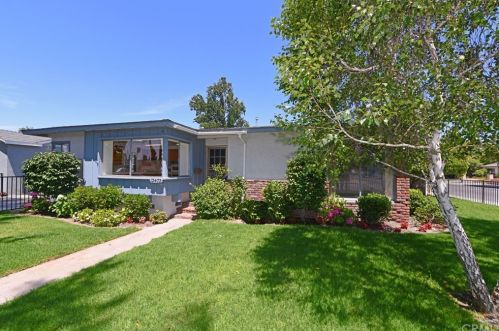 12472 Pine St, Garden Grove, CA 92840-3325
