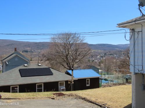 2 Water St, Adams MA 01220-1032 exterior