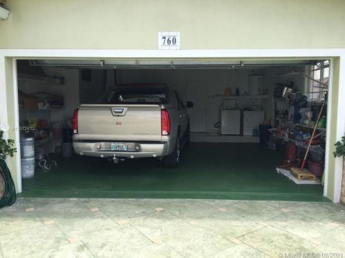 760 80th St, Hialeah FL  33014-4132 exterior