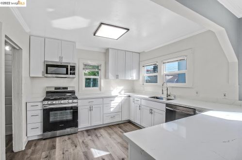 2039 96 Ave, Oakland CA 94603-1936 exterior