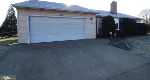 204 Morwood Rd, Harleysville, PA 19438-1627