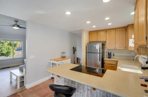 144 Fulton Pl, Windsor CA  95492-9474 exterior